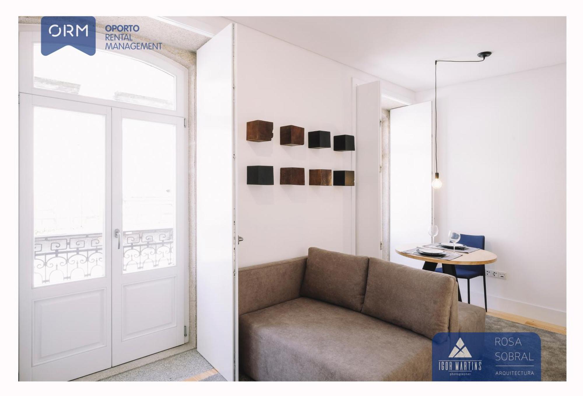 Orm - Almada Apartments Porto Bagian luar foto