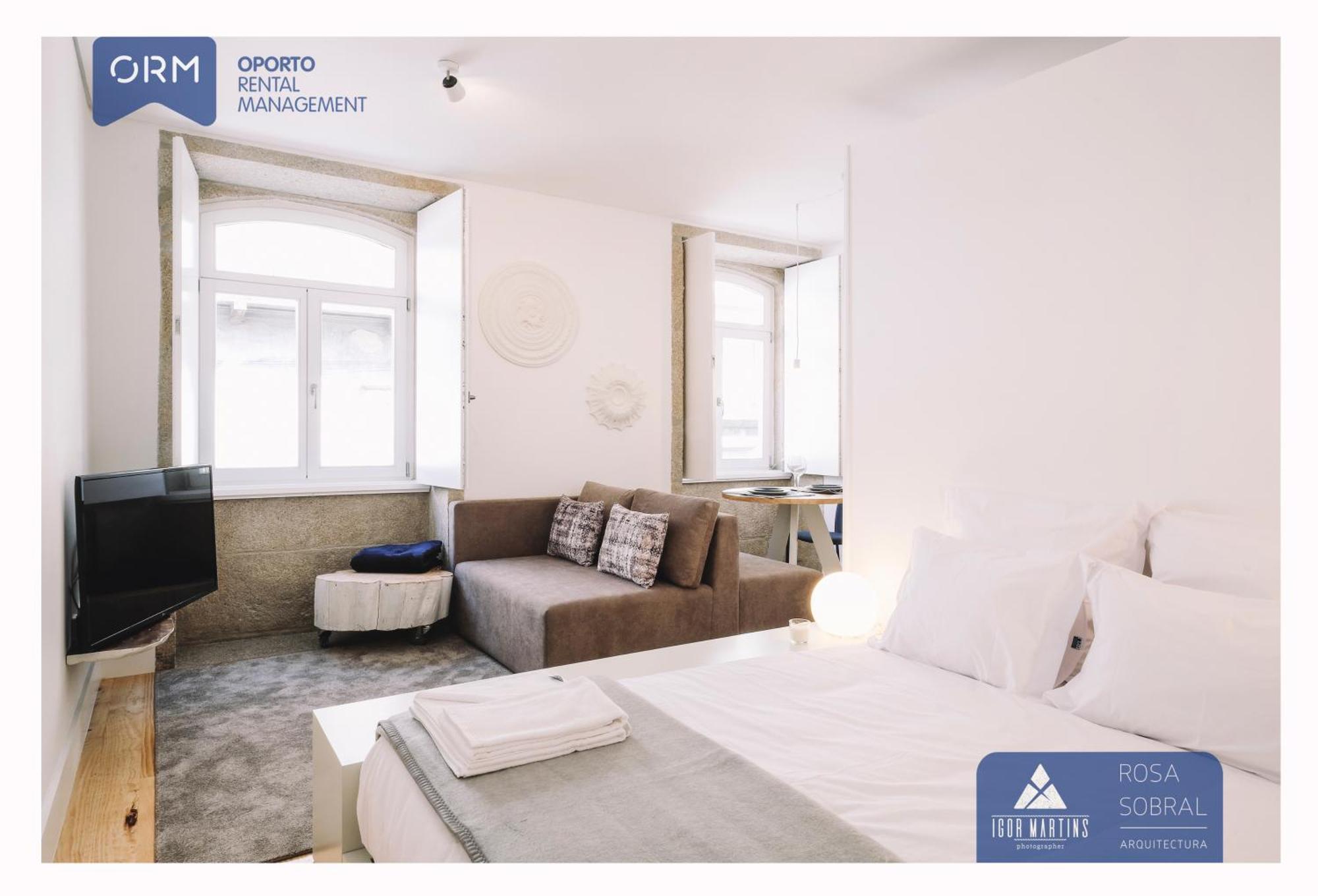 Orm - Almada Apartments Porto Bagian luar foto